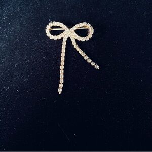 Vintage Rhinestone Pin with Goldtone Metal Backing